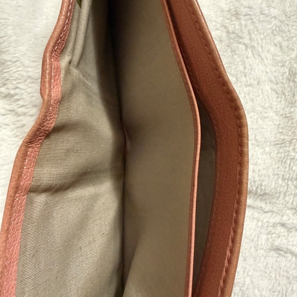 Chanel Wallet - Picture 7 of 13